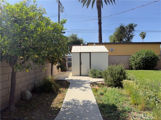 Detail Gallery Image 26 of 27 For 4917 Burnaby Dr, Covina,  CA 91724 - 3 Beds | 2 Baths