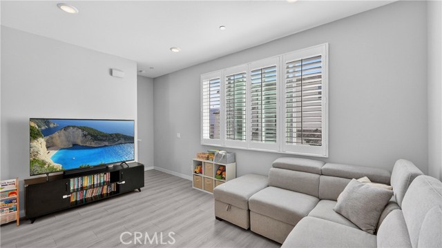 Detail Gallery Image 11 of 33 For 14116 Bay, La Mirada,  CA 90638 - 2 Beds | 2/1 Baths