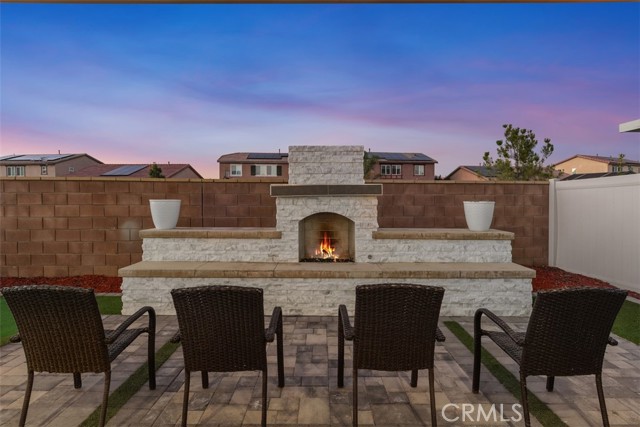 Detail Gallery Image 34 of 41 For 29120 Tanoak, Lake Elsinore,  CA 92530 - 4 Beds | 2/1 Baths