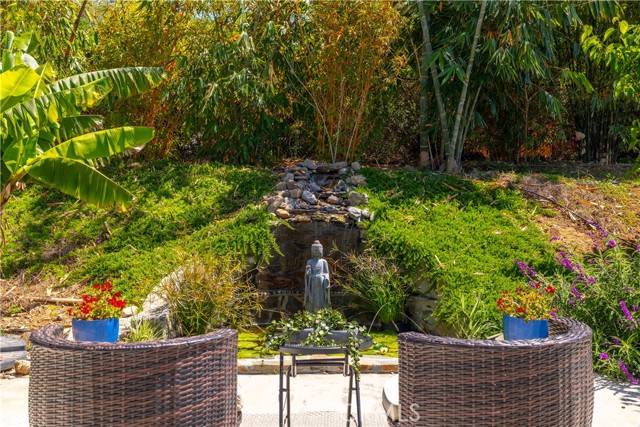 1088 Via Conca Doro, Vista CA: https://media.crmls.org/medias/87e9467a-89ee-4d19-9c77-8925fd5548c8.jpg