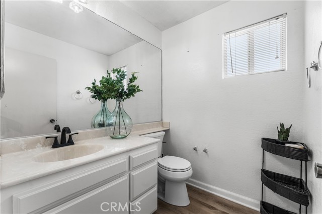 Detail Gallery Image 16 of 47 For 3300 W Avenue J3, Lancaster,  CA 93536 - 4 Beds | 3 Baths