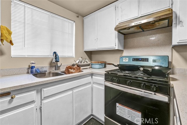 Detail Gallery Image 9 of 31 For 205 N Lincoln Ave Unit B, Monterey Park,  CA 91755 - 2 Beds | 1/1 Baths