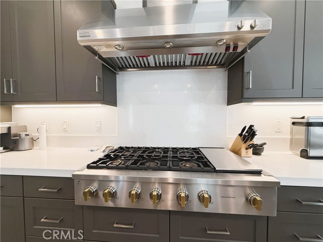 Detail Gallery Image 18 of 48 For 27508 Golden Currant Pl, Valencia,  CA 91381 - 5 Beds | 4/1 Baths