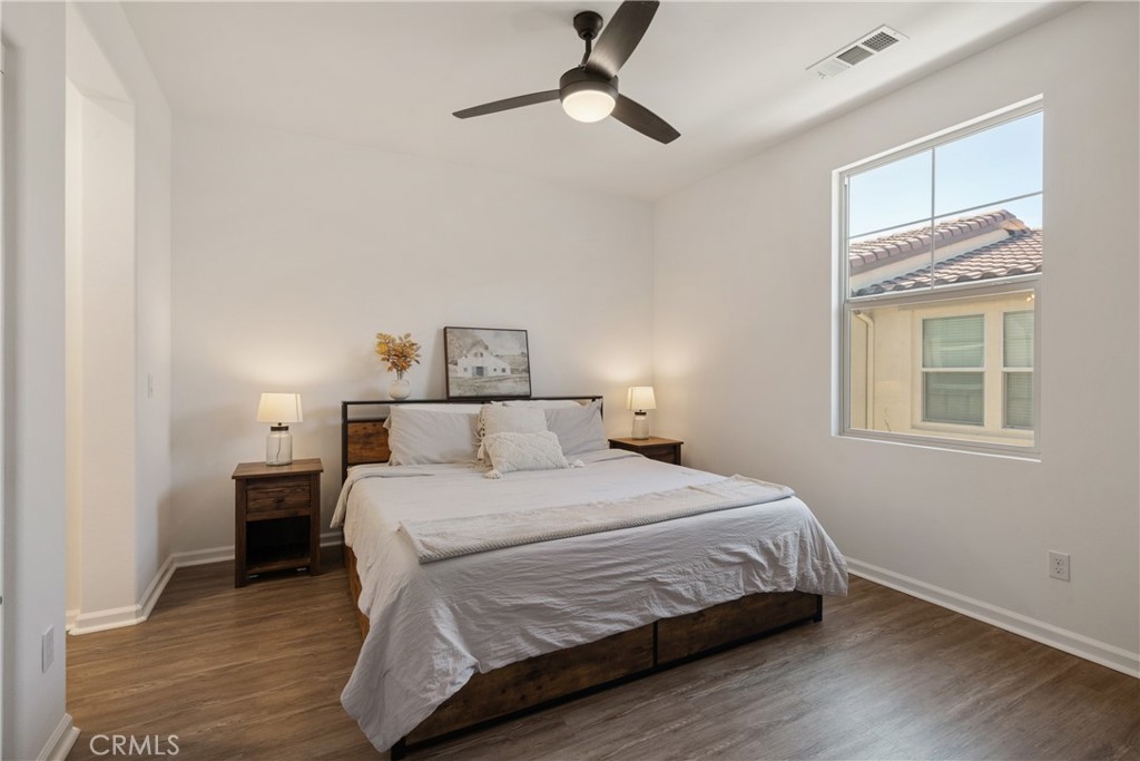 MLS #OC25230097 image #14