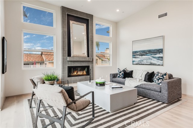 2601 Ruhland Avenue, Redondo Beach, California 90278, 5 Bedrooms Bedrooms, ,6 BathroomsBathrooms,Residential,Sold,Ruhland,SB22076480