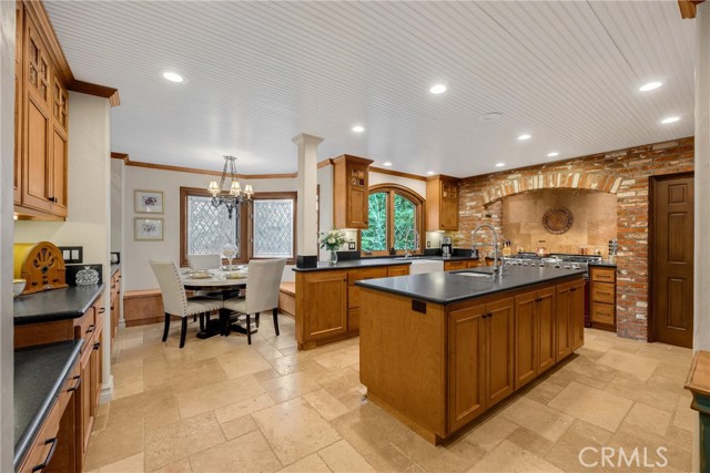 29162 Bald Eagle Ridge, Lake Arrowhead CA: https://media.crmls.org/medias/87ebe650-441f-46d3-8994-7980b28f0471.jpg