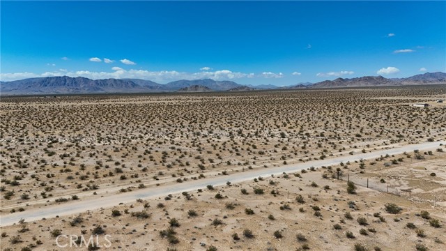 Detail Gallery Image 11 of 11 For 727 Harrod, Lucerne Valley,  CA 92356 - – Beds | – Baths