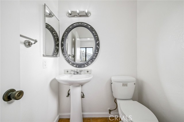 Detail Gallery Image 54 of 58 For 820 W Balboa Bld, Newport Beach,  CA 92661 - 5 Beds | 4/2 Baths