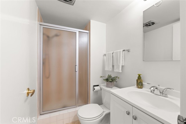 Image 19 of 52 For 7970 Ring Street