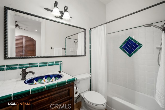 Detail Gallery Image 34 of 54 For 15001 Colonia De Las Rosas, Bakersfield,  CA 93306 - 4 Beds | 3/1 Baths