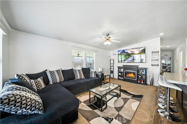 Detail Gallery Image 9 of 23 For 721 E 9th St #88,  San Bernardino,  CA 92410 - 3 Beds | 2 Baths