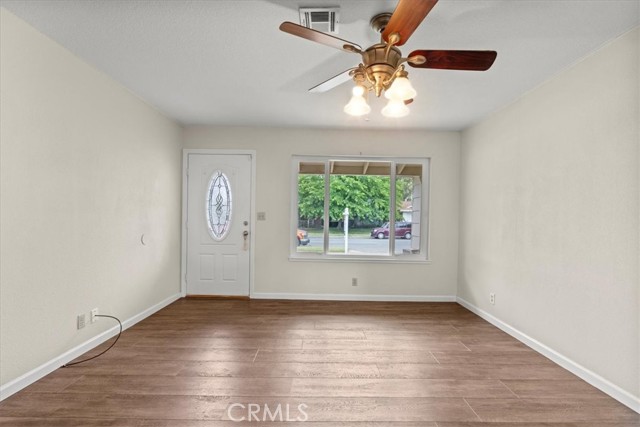 Detail Gallery Image 6 of 21 For 3439 De Anza Ave, Merced,  CA 95348 - 3 Beds | 2 Baths