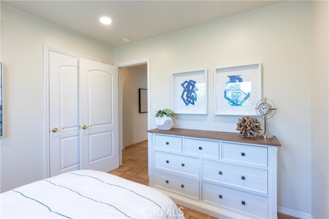 2054 Pattiz Avenue, Long Beach CA: https://media.crmls.org/medias/87f1bf66-bad7-410b-a9c7-77e4f93e2a6b.jpg