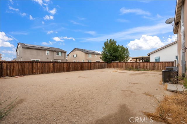 12569 Mesa View Drive, Victorville CA: https://media.crmls.org/medias/87f1eb02-2e4c-4159-a091-fcc4c9367597.jpg