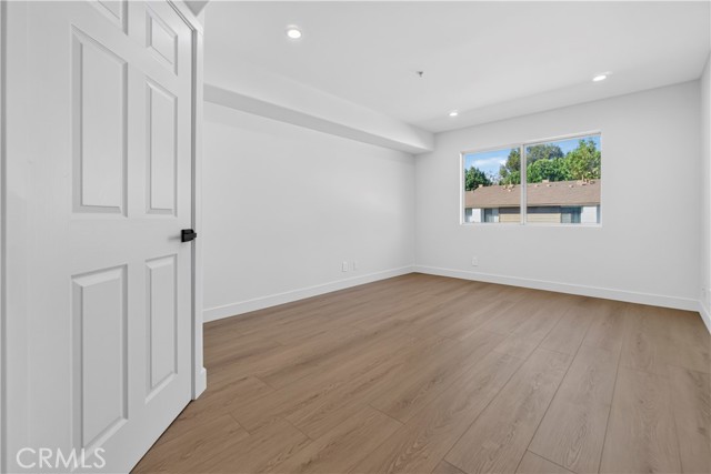 15455 Sherman photo 14