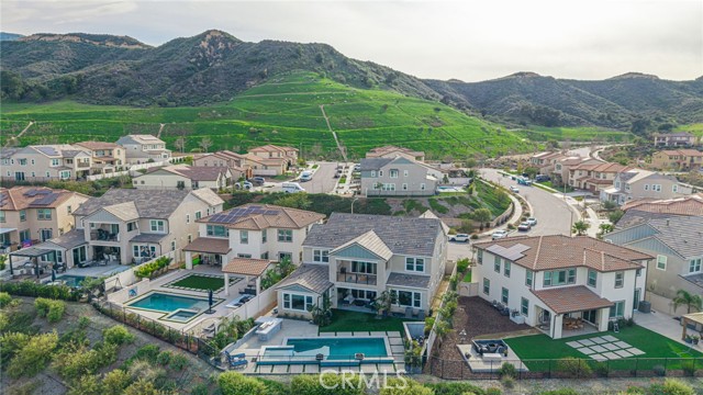 Detail Gallery Image 64 of 67 For 25035 Hidden Willow, Canyon Country,  CA 91387 - 5 Beds | 4 Baths