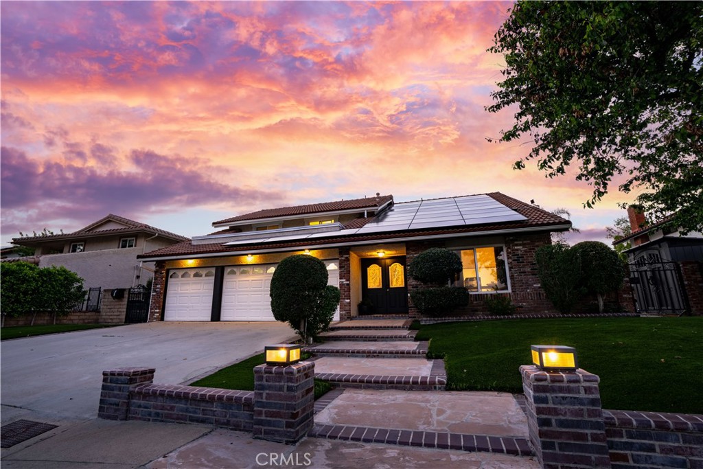 19461 Twin Hills Place