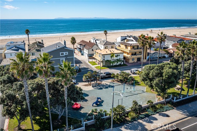 Detail Gallery Image 9 of 13 For 6601 Seashore, Newport Beach,  CA 92663 - 3 Beds | 2 Baths