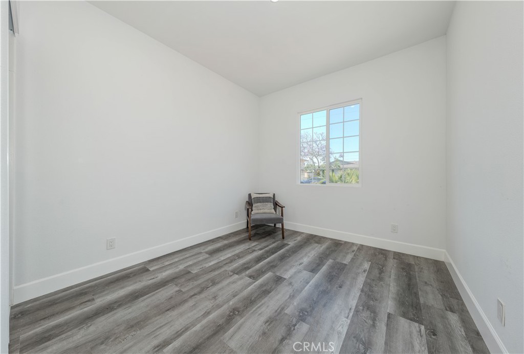 1224 E Live Oak Court