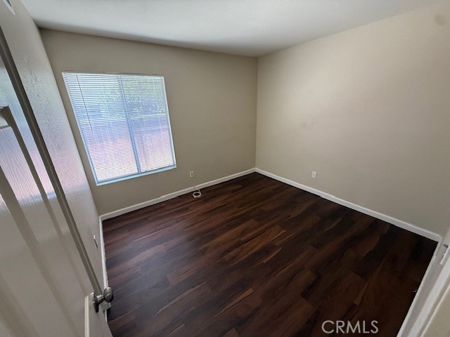 Detail Gallery Image 14 of 22 For 2988 Dartmouth Cir, Corona,  CA 92879 - 4 Beds | 2 Baths