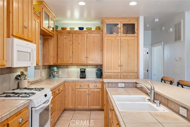 Detail Gallery Image 13 of 63 For 16450 State Highway 36, Red Bluff,  CA 96080 - 3 Beds | 2 Baths
