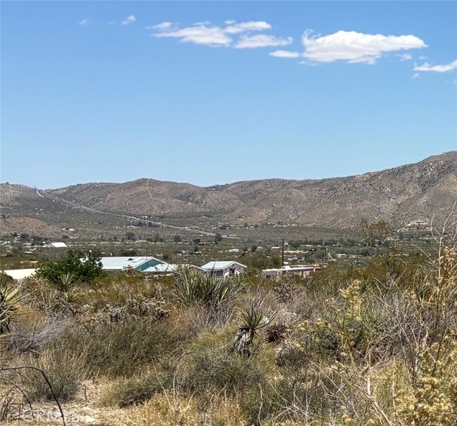 51371 Cheyenne Trail, Morongo Valley CA: https://media.crmls.org/medias/87f468a2-cabf-4dfb-a967-edbffb1f7a61.jpg