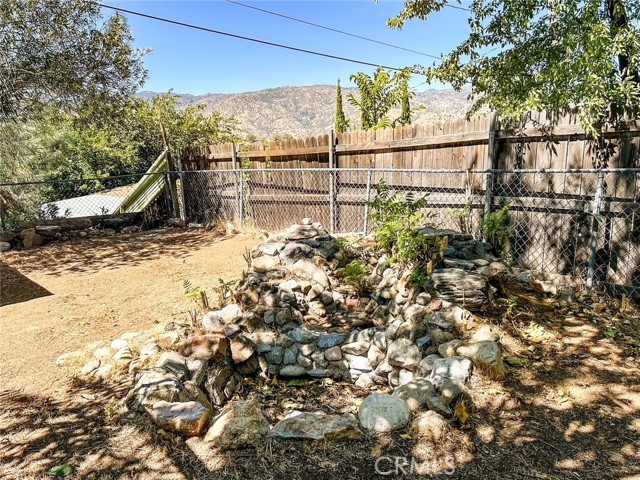 Detail Gallery Image 22 of 26 For 200 Jones St, Bodfish,  CA 93205 - 2 Beds | 2 Baths