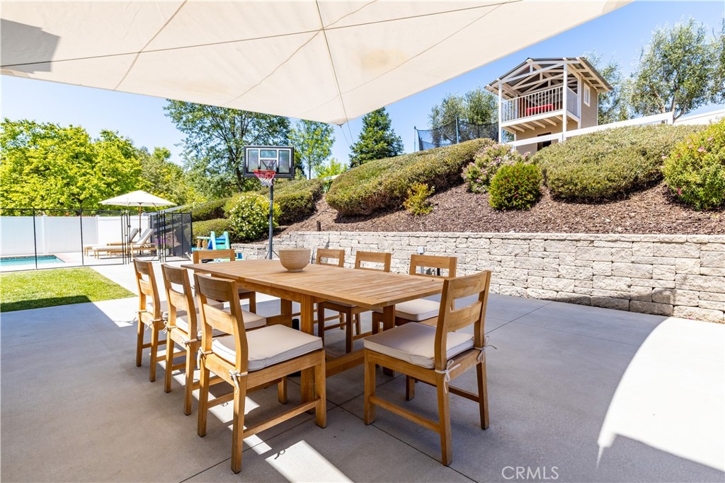 1307 Crown Way