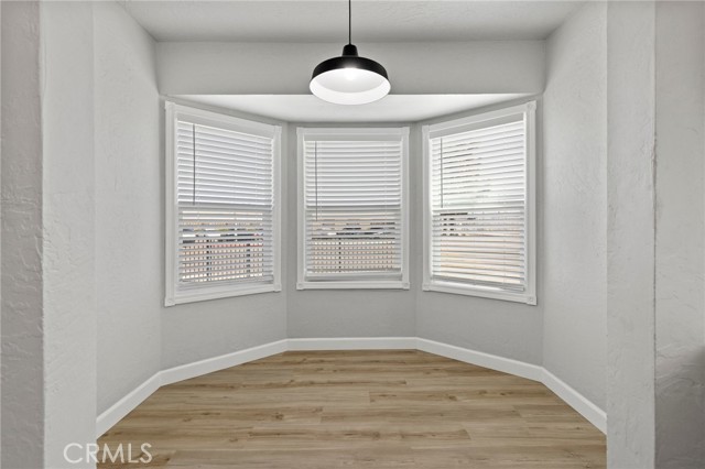 211 E Grangeville Boulevard, Hanford CA: https://media.crmls.org/medias/87f59921-b517-4bf4-b4dd-d8b9e9094e21.jpg