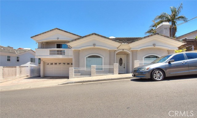 Detail Gallery Image 1 of 33 For 1208 Mackay Ln, Redondo Beach,  CA 90278 - 5 Beds | 3 Baths