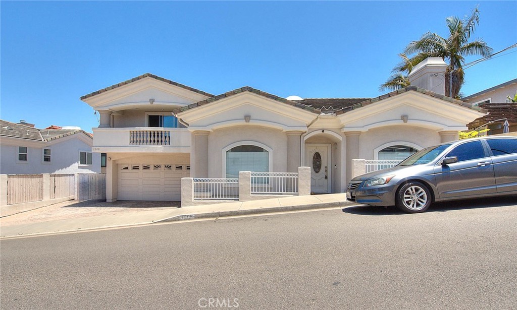 1208 Mackay Lane