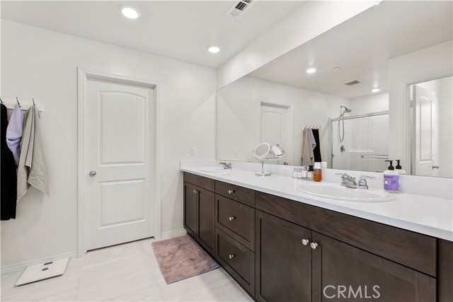 6283 Big Bend Way, Jurupa Valley CA: https://media.crmls.org/medias/87f64019-6f2c-449f-9b87-0ef69ce15f84.jpg