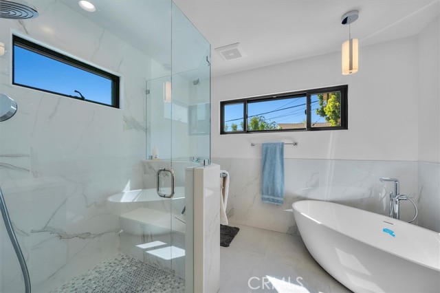 6334 Riggs Place, Los Angeles CA: https://media.crmls.org/medias/87f7b22f-2005-44aa-92cd-0d1d9374c360.jpg