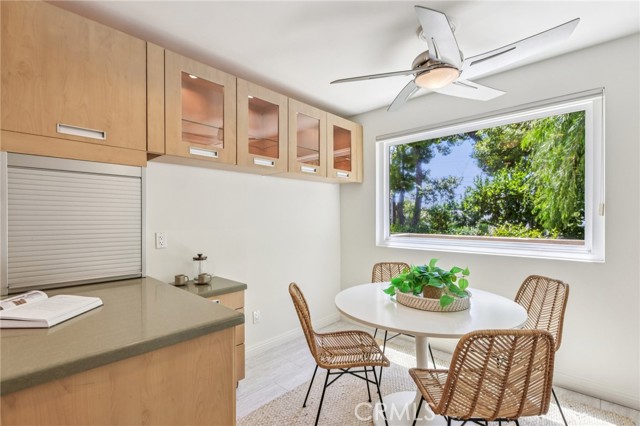 480 S Orange Grove Boulevard, Pasadena CA: https://media.crmls.org/medias/87f7d9ee-f7ac-47b1-a88b-2af31162b921.jpg