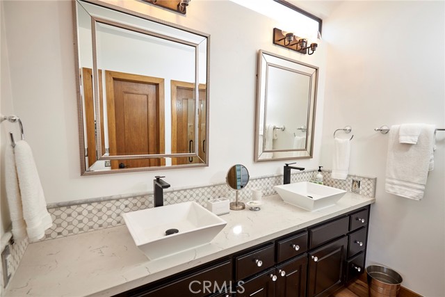 7080 Via Del Mar, Rancho Palos Verdes CA: https://media.crmls.org/medias/87f80b99-e8bd-4ca6-903b-c94732ea81ab.jpg