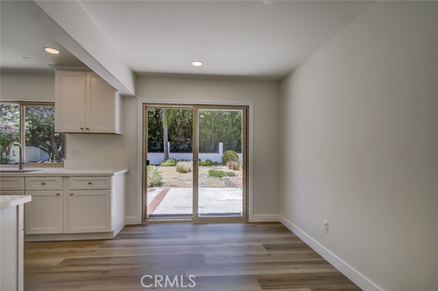 1302 Cadena, San Clemente CA: https://media.crmls.org/medias/87f826d8-cfb6-4bc2-a26b-d20aede287e5.jpg