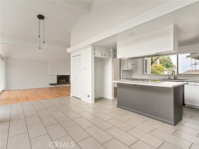 Detail Gallery Image 8 of 26 For 2640 via Anacapa, Palos Verdes Estates,  CA 90274 - 4 Beds | 2 Baths