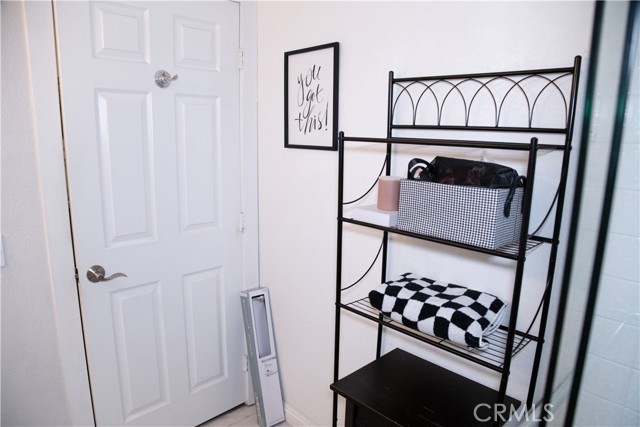 22171 Rim Pointe, Lake Forest CA: https://media.crmls.org/medias/87fa43e1-9e7f-4d57-9bb5-16a25250e179.jpg