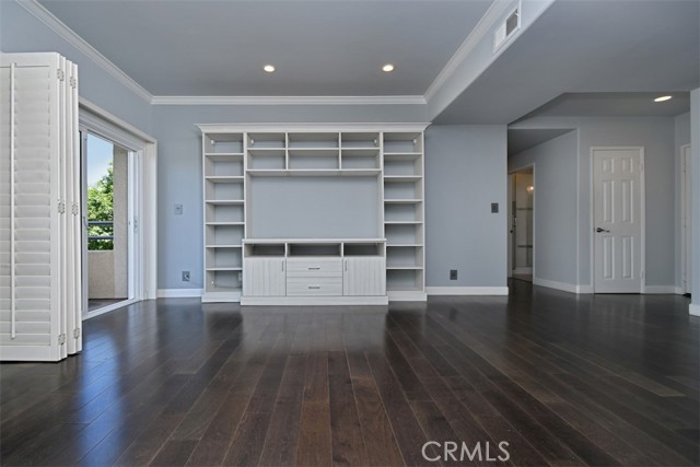 Detail Gallery Image 6 of 23 For 4230 Colfax Ave #201,  Studio City,  CA 91604 - 2 Beds | 2 Baths
