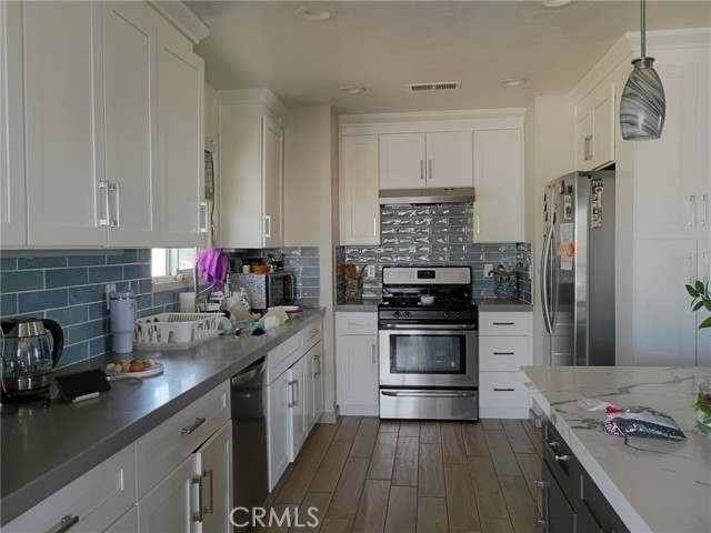 Front Image Thumbnail for CRIV26186323