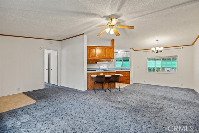 Detail Gallery Image 7 of 16 For 123 Henshaw #406,  Chico,  CA 95973 - 3 Beds | 2 Baths