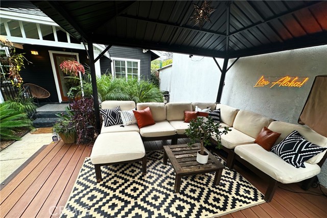 Detail Gallery Image 8 of 43 For 1206 N La Brea Ave, Inglewood,  CA 90302 - 2 Beds | 2 Baths