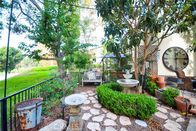 Detail Gallery Image 37 of 40 For 2853 Park Vista Ct, Fullerton,  CA 92835 - 3 Beds | 2/1 Baths