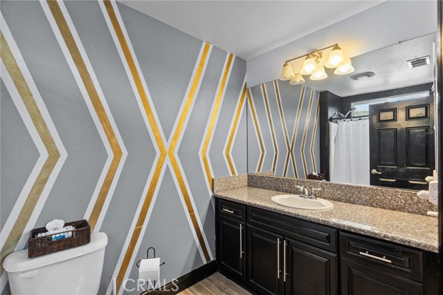 26120 Goldman Place, Saugus CA: https://media.crmls.org/medias/87fca596-838c-476c-8804-d6936557f86b.jpg