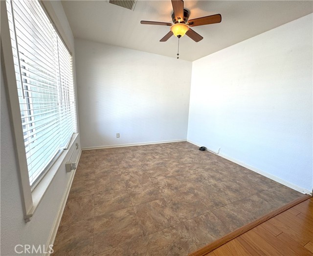 Detail Gallery Image 4 of 37 For 543 Weiman Ave, Ridgecrest,  CA 93555 - 3 Beds | 2 Baths