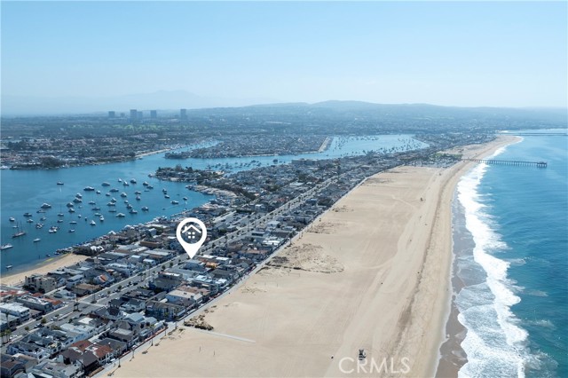 Detail Gallery Image 22 of 24 For 913 E Balboa Blvd #B,  Newport Beach,  CA 92661 - 3 Beds | 3 Baths