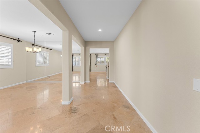 1581 Margit Street, Redlands CA: https://media.crmls.org/medias/87ff8629-2445-4dd1-9967-c708feef76d9.jpg