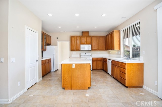 Detail Gallery Image 21 of 67 For 28536 Mission Dr, Menifee,  CA 92584 - 6 Beds | 4 Baths