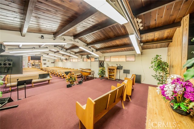 711 W C, Colton CA: https://media.crmls.org/medias/8800304d-cbba-4b2e-b814-4a9037ab310f.jpg