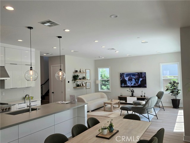 Detail Gallery Image 11 of 47 For 171 Bear Leaf Dr, Lake Forest,  CA 92630 - 5 Beds | 5 Baths